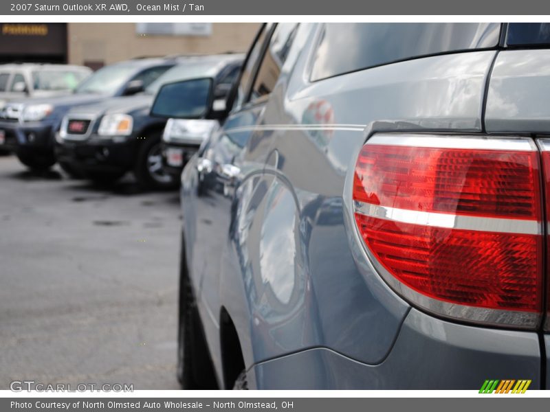 Ocean Mist / Tan 2007 Saturn Outlook XR AWD