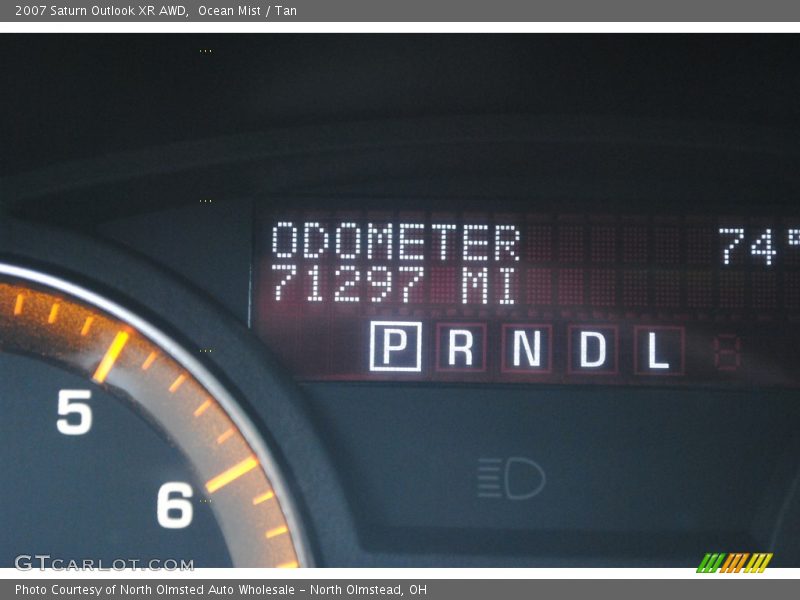 Ocean Mist / Tan 2007 Saturn Outlook XR AWD