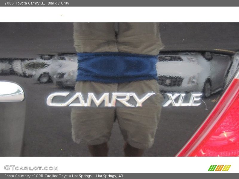 Black / Gray 2005 Toyota Camry LE