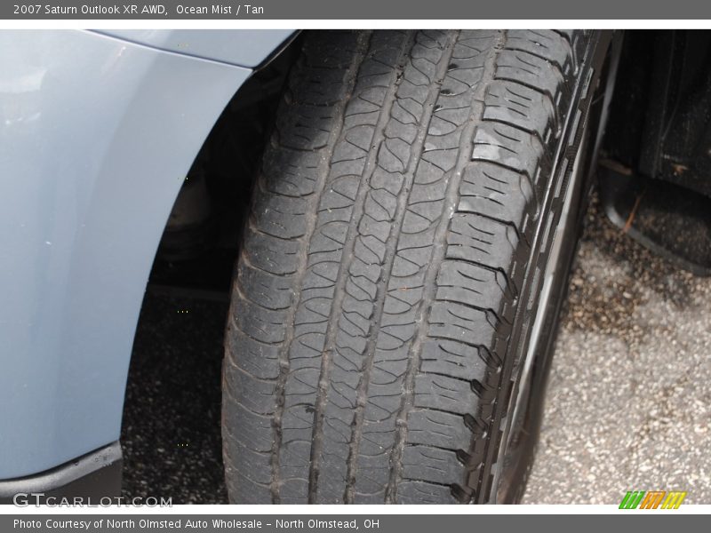 Ocean Mist / Tan 2007 Saturn Outlook XR AWD