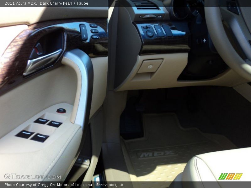 Dark Cherry Pearl / Taupe 2011 Acura MDX
