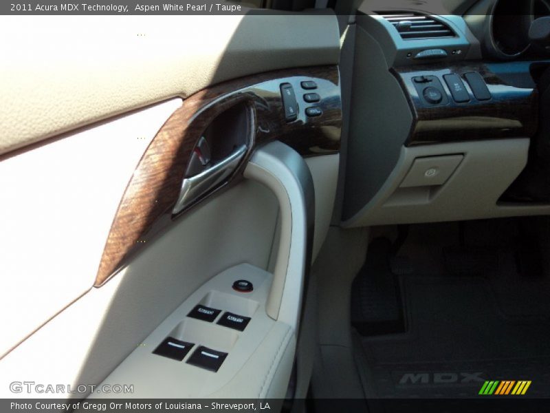 Aspen White Pearl / Taupe 2011 Acura MDX Technology