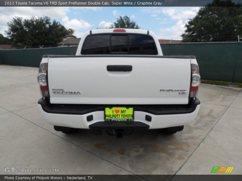 Super White / Graphite Gray 2011 Toyota Tacoma V6 TRD Sport PreRunner Double Cab