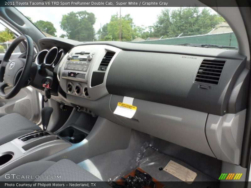 Super White / Graphite Gray 2011 Toyota Tacoma V6 TRD Sport PreRunner Double Cab