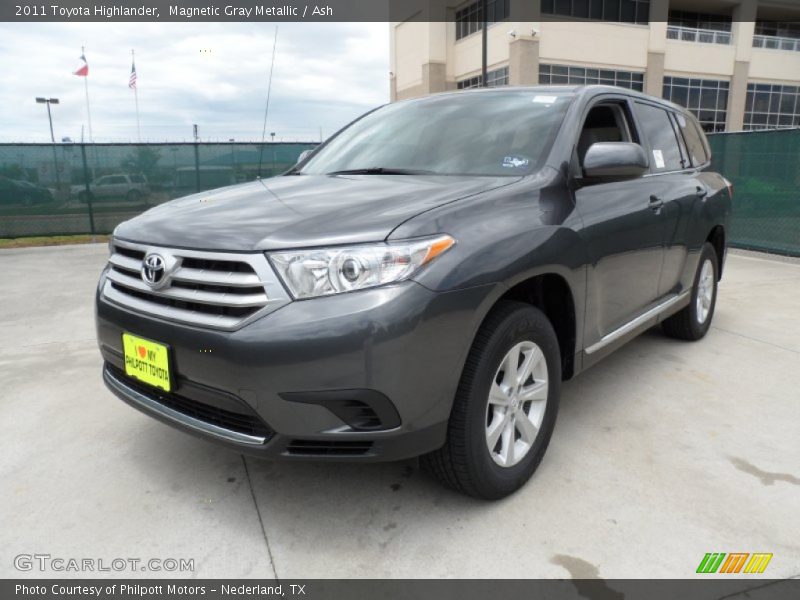 Magnetic Gray Metallic / Ash 2011 Toyota Highlander