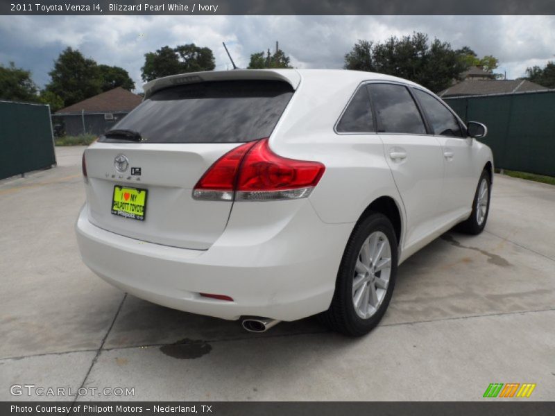 Blizzard Pearl White / Ivory 2011 Toyota Venza I4