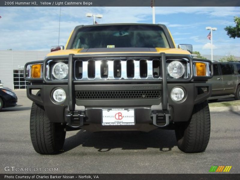 Yellow / Light Cashmere Beige 2006 Hummer H3