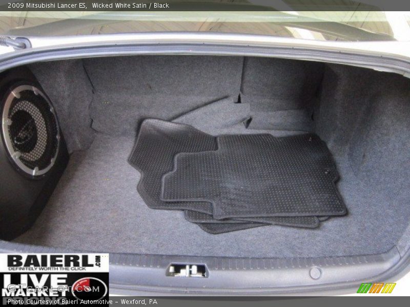 Wicked White Satin / Black 2009 Mitsubishi Lancer ES