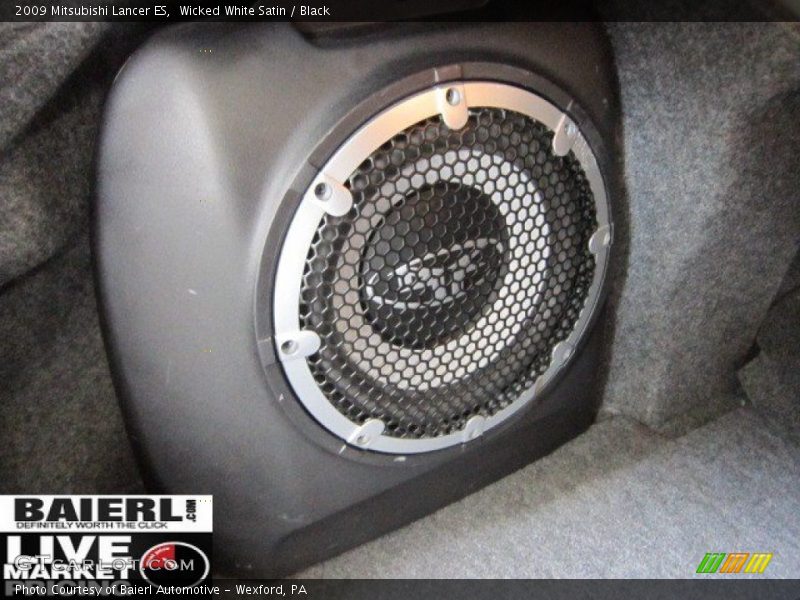 Wicked White Satin / Black 2009 Mitsubishi Lancer ES