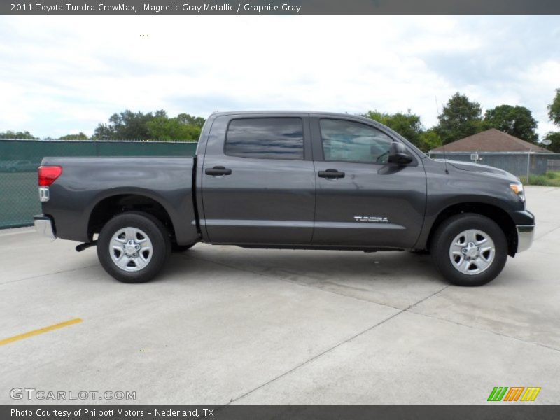 Magnetic Gray Metallic / Graphite Gray 2011 Toyota Tundra CrewMax