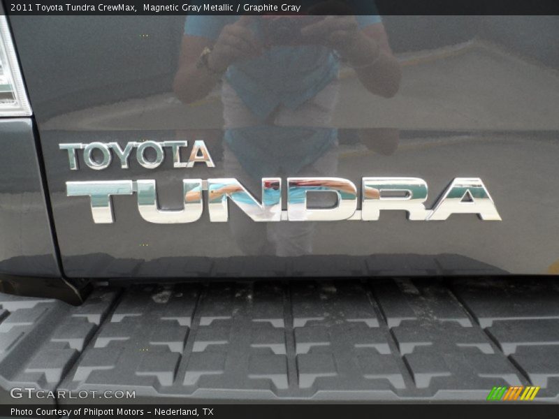 Magnetic Gray Metallic / Graphite Gray 2011 Toyota Tundra CrewMax
