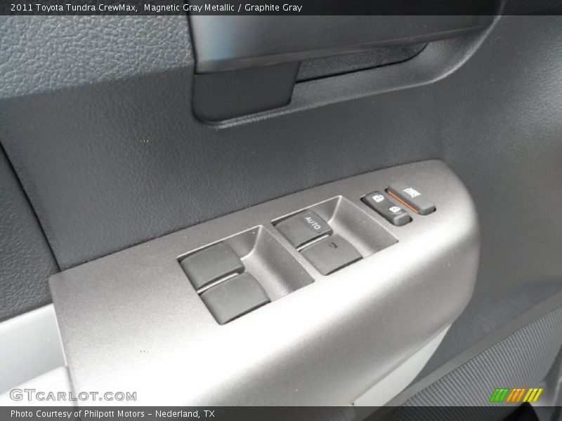 Magnetic Gray Metallic / Graphite Gray 2011 Toyota Tundra CrewMax