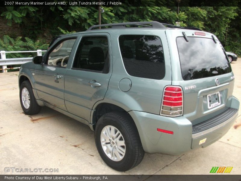 Light Tundra Metallic / Pebble 2007 Mercury Mariner Luxury 4WD