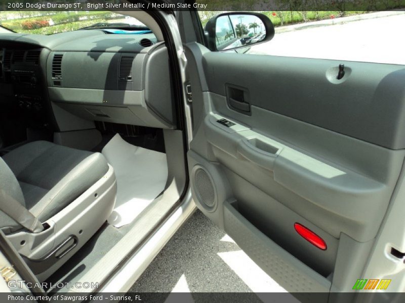 Bright Silver Metallic / Medium Slate Gray 2005 Dodge Durango ST