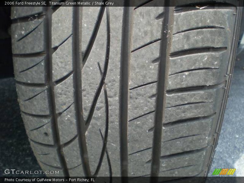 Titanium Green Metallic / Shale Grey 2006 Ford Freestyle SE