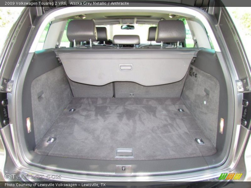Alaska Grey Metallic / Anthracite 2009 Volkswagen Touareg 2 VR6