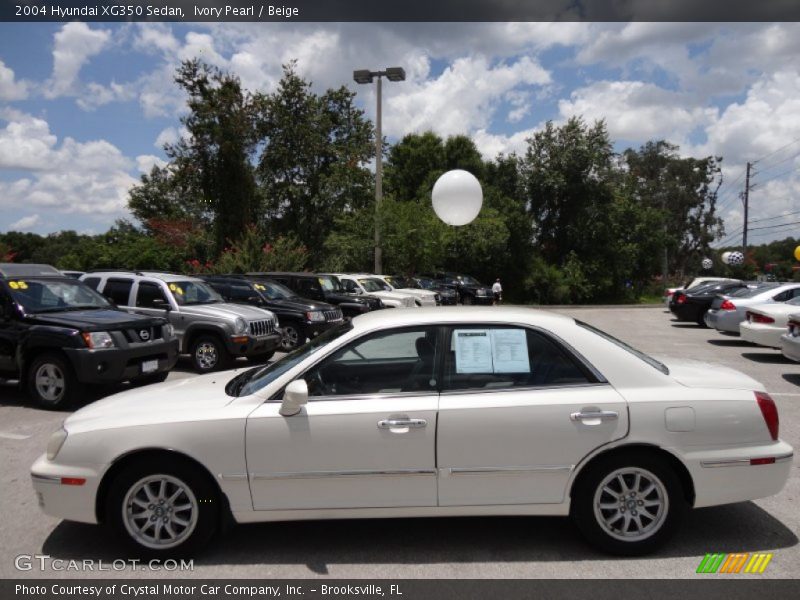 Ivory Pearl / Beige 2004 Hyundai XG350 Sedan