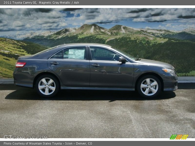 Magnetic Gray Metallic / Ash 2011 Toyota Camry SE