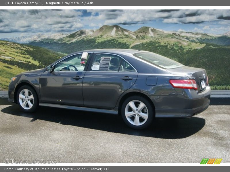 Magnetic Gray Metallic / Ash 2011 Toyota Camry SE