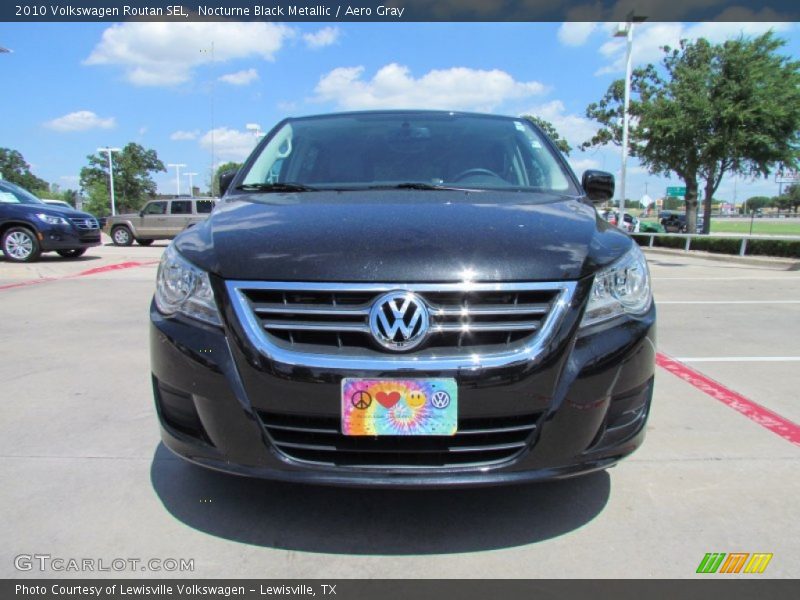 Nocturne Black Metallic / Aero Gray 2010 Volkswagen Routan SEL