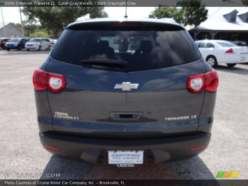 Cyber Gray Metallic / Dark Gray/Light Gray 2009 Chevrolet Traverse LS