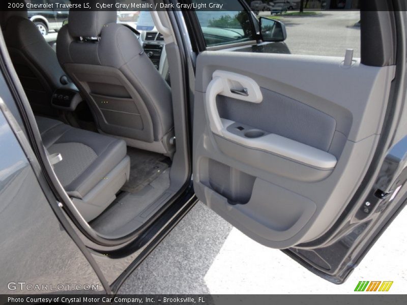 Cyber Gray Metallic / Dark Gray/Light Gray 2009 Chevrolet Traverse LS