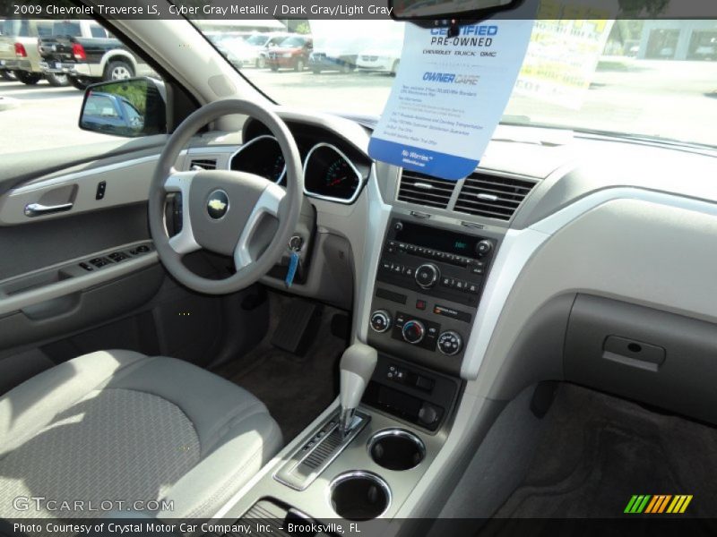 Cyber Gray Metallic / Dark Gray/Light Gray 2009 Chevrolet Traverse LS