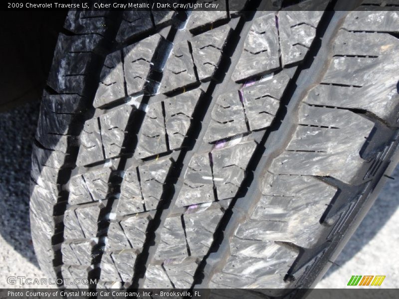 Cyber Gray Metallic / Dark Gray/Light Gray 2009 Chevrolet Traverse LS