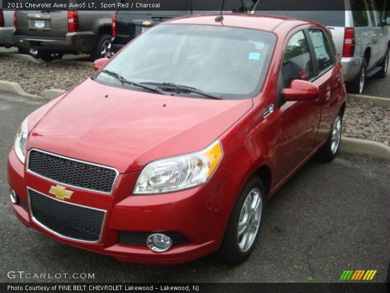 Front 3/4 View of 2011 Aveo Aveo5 LT