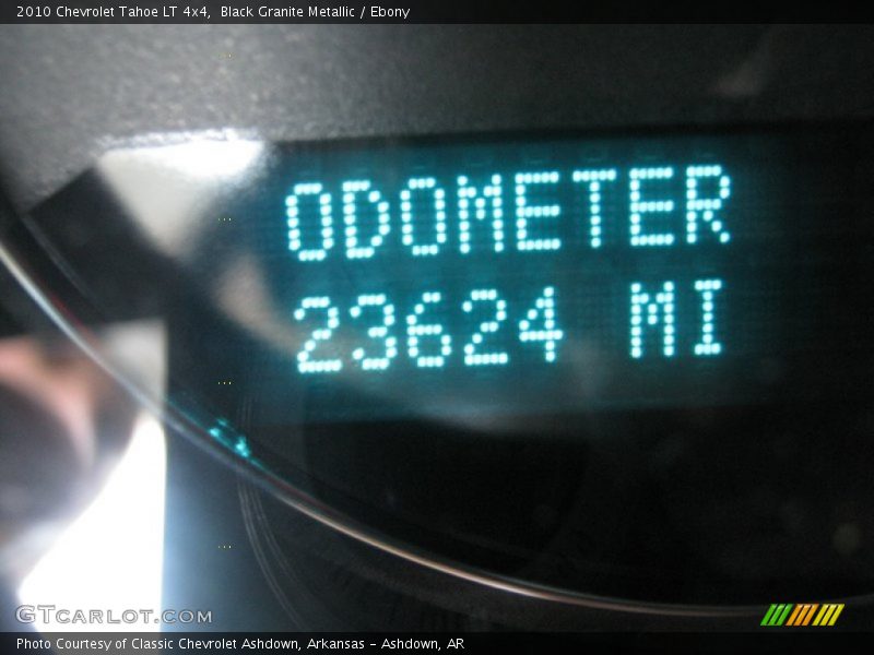 Black Granite Metallic / Ebony 2010 Chevrolet Tahoe LT 4x4