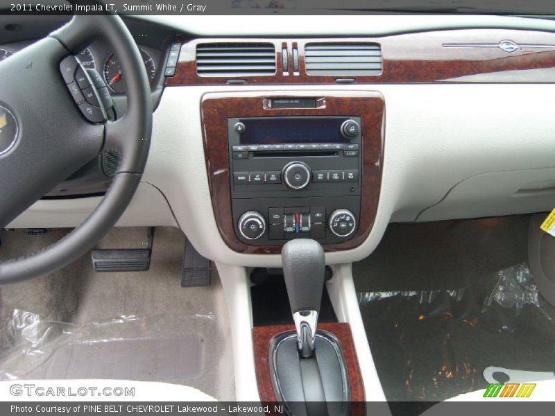 Summit White / Gray 2011 Chevrolet Impala LT