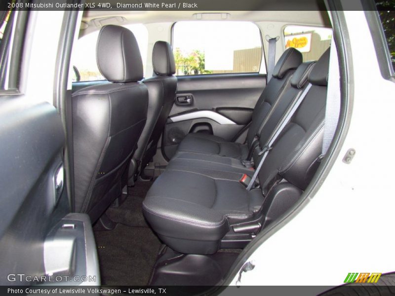 Diamond White Pearl / Black 2008 Mitsubishi Outlander XLS 4WD