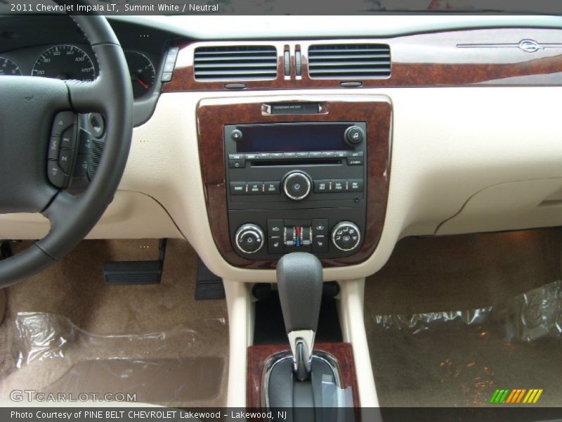 Summit White / Neutral 2011 Chevrolet Impala LT