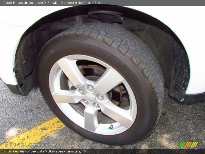 Diamond White Pearl / Black 2008 Mitsubishi Outlander XLS 4WD