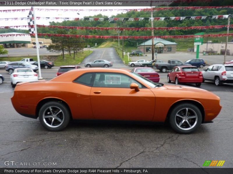 Toxic Orange Pearl / Dark Slate Gray 2011 Dodge Challenger Rallye