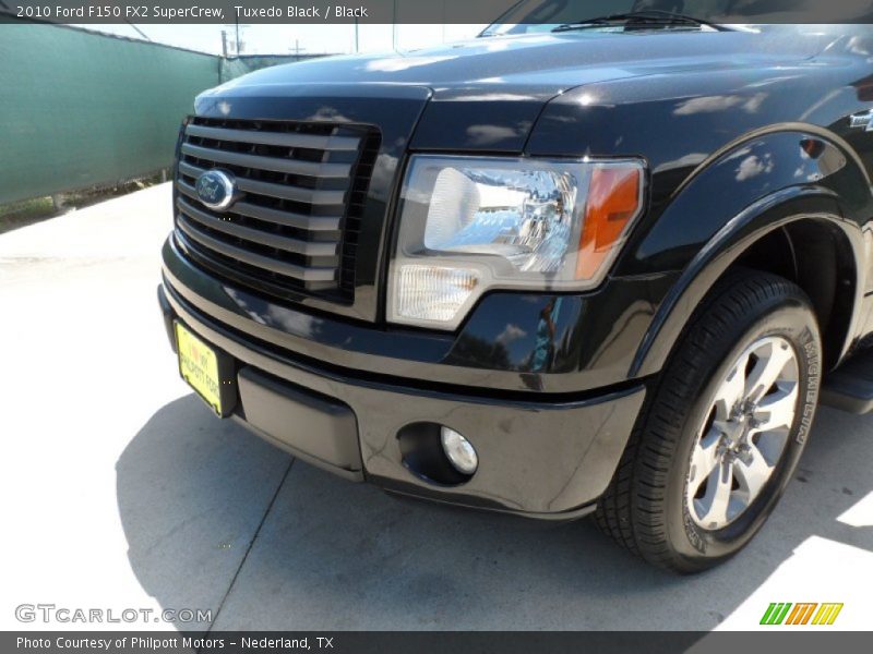 Tuxedo Black / Black 2010 Ford F150 FX2 SuperCrew