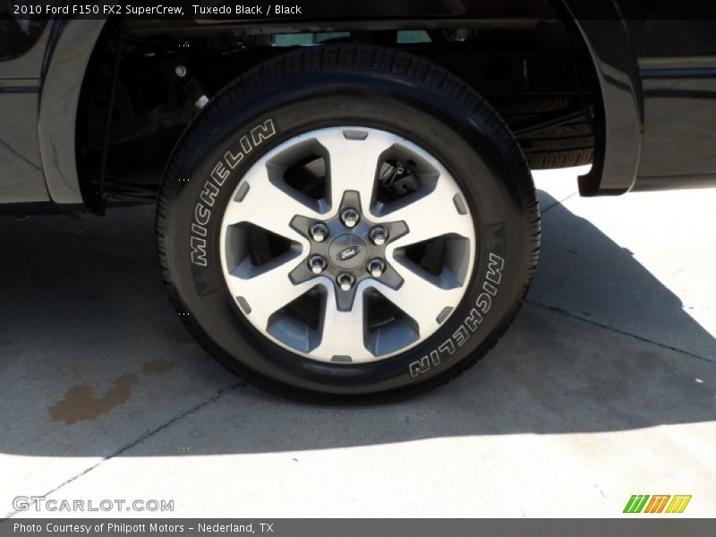 Tuxedo Black / Black 2010 Ford F150 FX2 SuperCrew