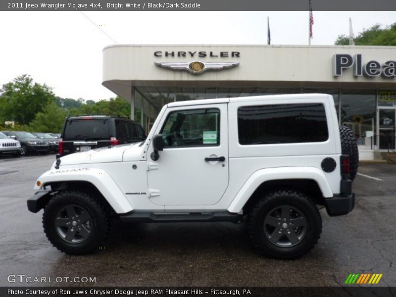 Bright White / Black/Dark Saddle 2011 Jeep Wrangler Mojave 4x4