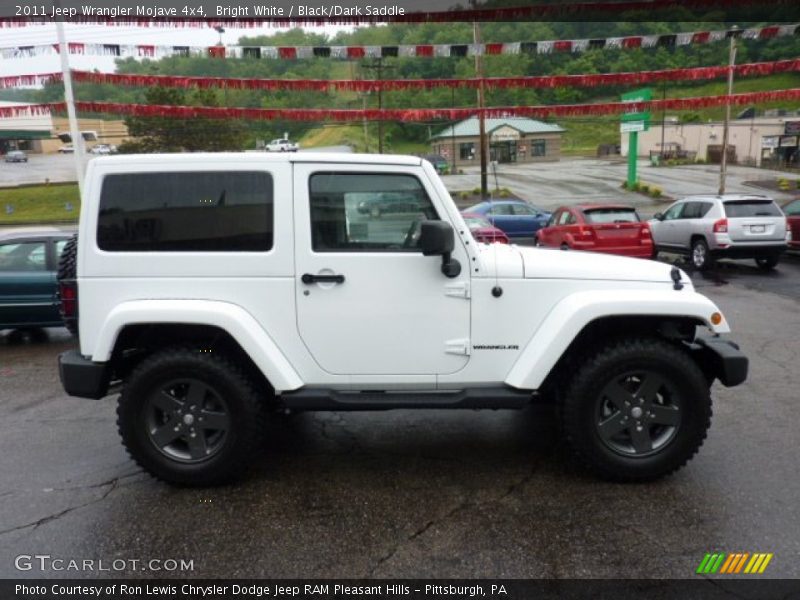 Bright White / Black/Dark Saddle 2011 Jeep Wrangler Mojave 4x4