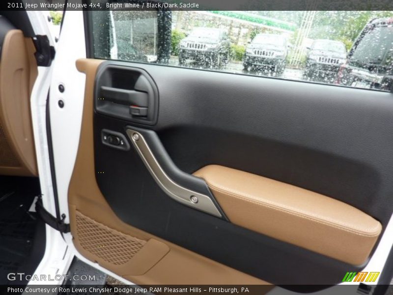 Bright White / Black/Dark Saddle 2011 Jeep Wrangler Mojave 4x4