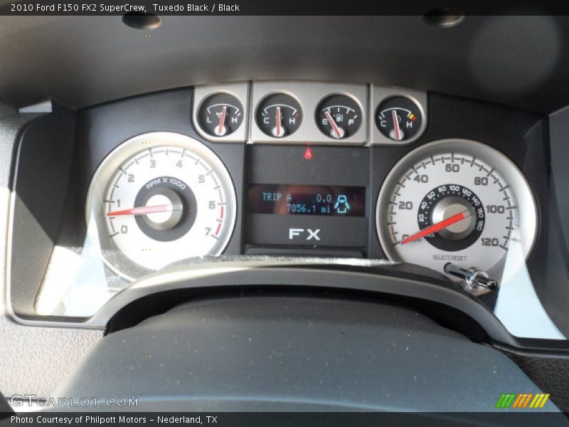 Tuxedo Black / Black 2010 Ford F150 FX2 SuperCrew