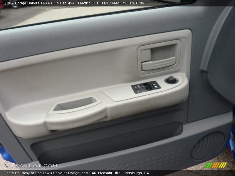 Electric Blue Pearl / Medium Slate Gray 2007 Dodge Dakota TRX4 Club Cab 4x4