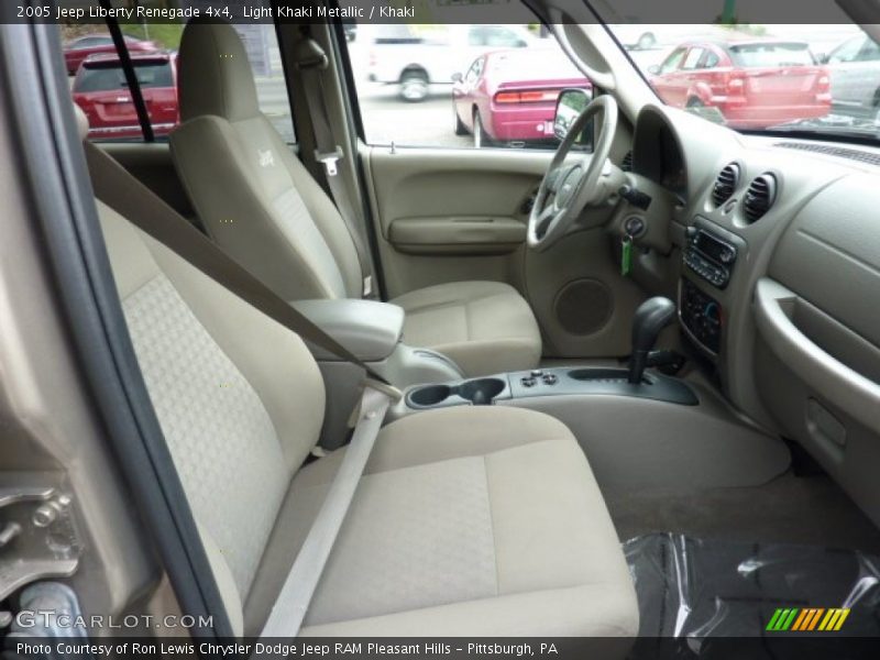 Light Khaki Metallic / Khaki 2005 Jeep Liberty Renegade 4x4