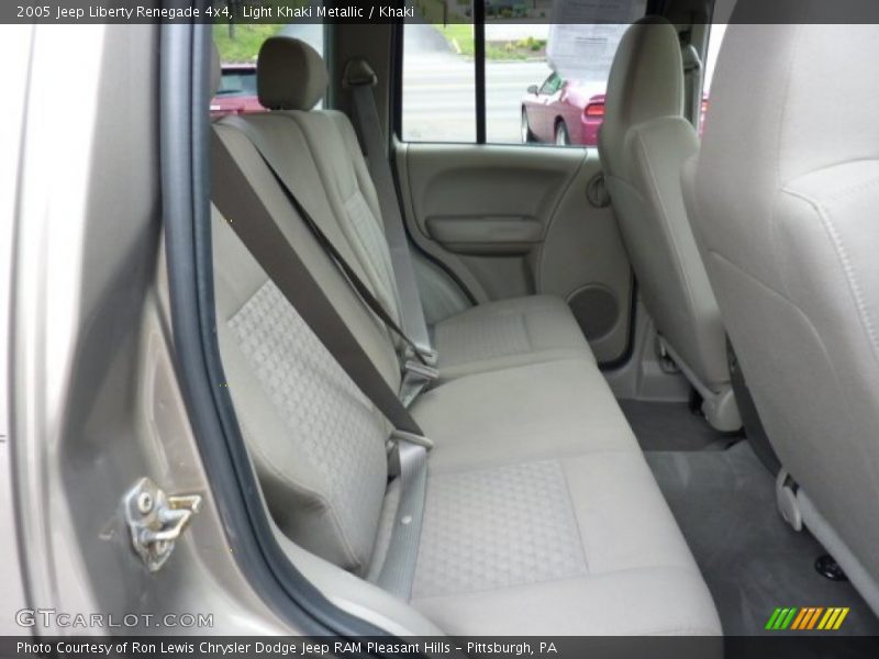 Light Khaki Metallic / Khaki 2005 Jeep Liberty Renegade 4x4