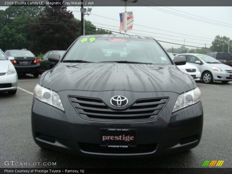 Magnetic Gray Metallic / Ash 2009 Toyota Camry LE