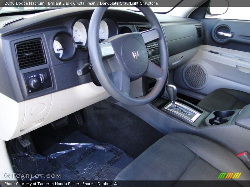 Brilliant Black Crystal Pearl / Dark Slate Gray/Light Graystone 2006 Dodge Magnum