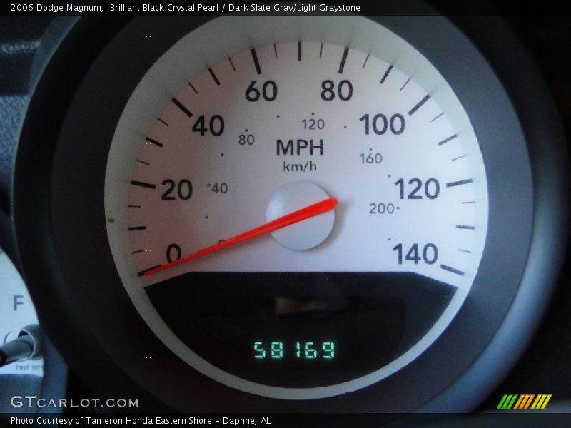 Brilliant Black Crystal Pearl / Dark Slate Gray/Light Graystone 2006 Dodge Magnum