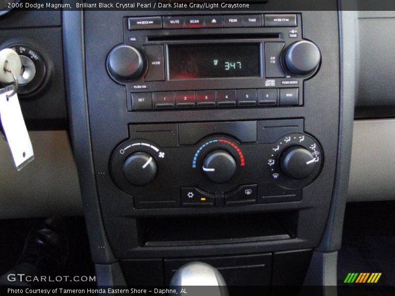 Brilliant Black Crystal Pearl / Dark Slate Gray/Light Graystone 2006 Dodge Magnum