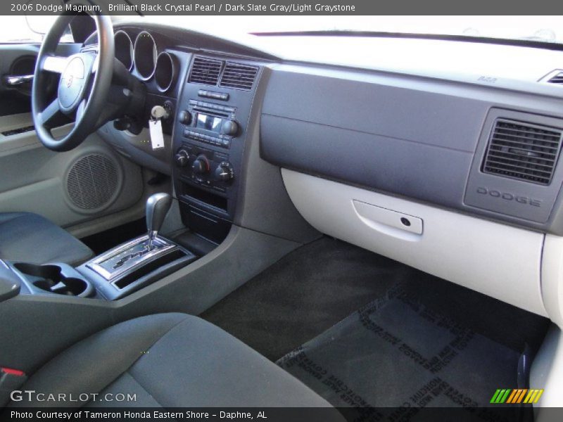 Brilliant Black Crystal Pearl / Dark Slate Gray/Light Graystone 2006 Dodge Magnum