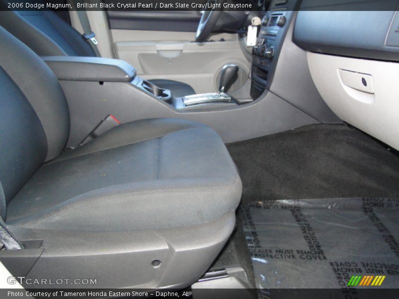Brilliant Black Crystal Pearl / Dark Slate Gray/Light Graystone 2006 Dodge Magnum